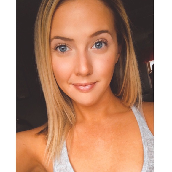 Meet your Posher, Kaitlyn - Picture 1 of 1